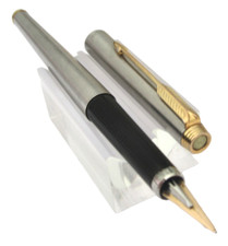 STYLO PLUME DE PRESTIGE PARKER MODELE 180 FLIGHTER METAL PLUME OR TAILLE F Q224