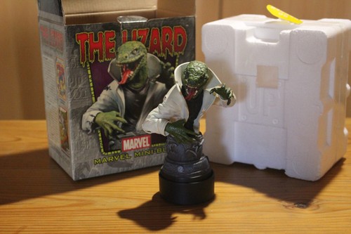 Buste lizard bowen - (le, lezard)
