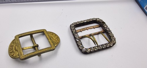 Deux boucles ceinture - deux, de