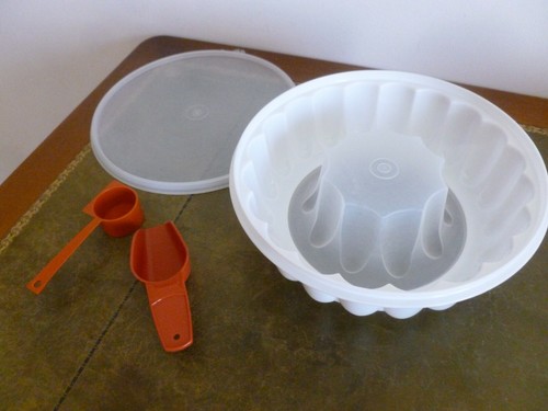 Tupperware grand moule - grand, a