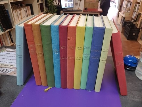 Lot livres colorés - 12,