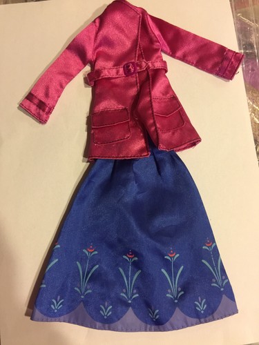 Lot vetements pour poupees - lot,
