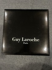 foulard Guy Laroche ( Hermès Louis Vuitton Prada Gucci Dior Karl Lagerfeld Dior)