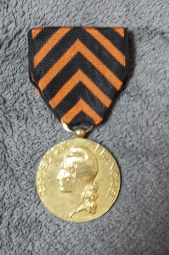 Ancienne rare médaille des