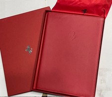 Classeur en cuir Ferrari A4