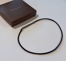 Collier ras du cou Gucci pour chien 69 cm grand chien en cuir noir avec boîte...