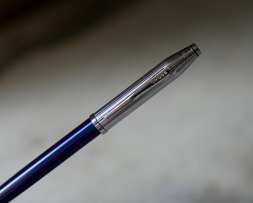 Magnifique stylo bille - bille, cross