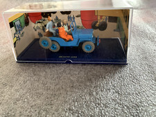 VOITURE TINTIN OBJECTIF LUNE /HERGE 2001 MOULINSART