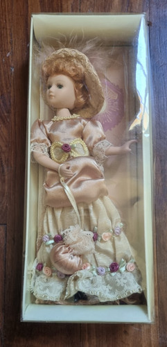 Poupée porcelaine atlas - poupée,