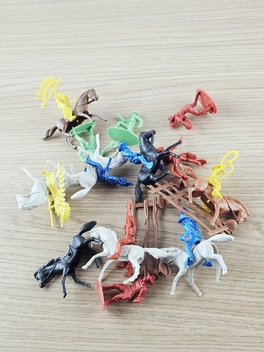 Lot figurines chevaux cow boys - lot, cow-boys