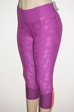 #188 NWT S WOMEN'S New Nike