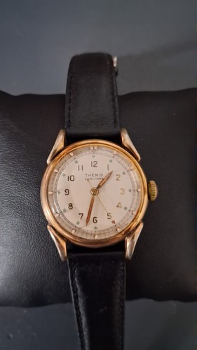 Montre mécanique vintage - montre,