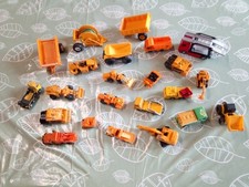 LOT D' ENGINS DE CHANTIER