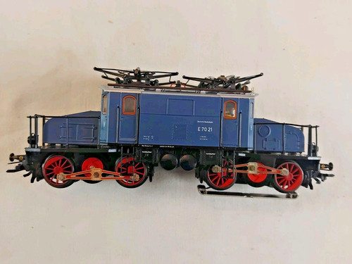 Marklin 3448 locomotive - marklin, ho