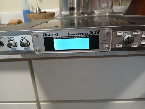 Roland fantom - roland, xr