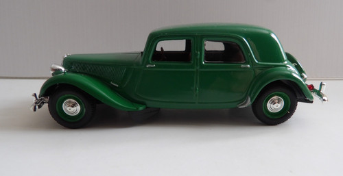 Citroen traction avant - 1/43,