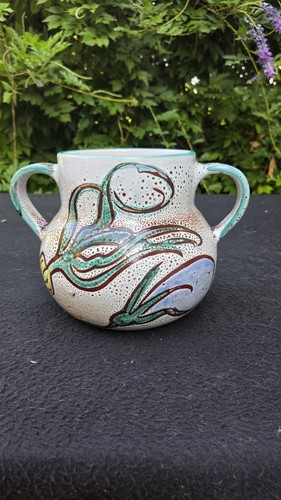 Vase vallauris fait - vase, main