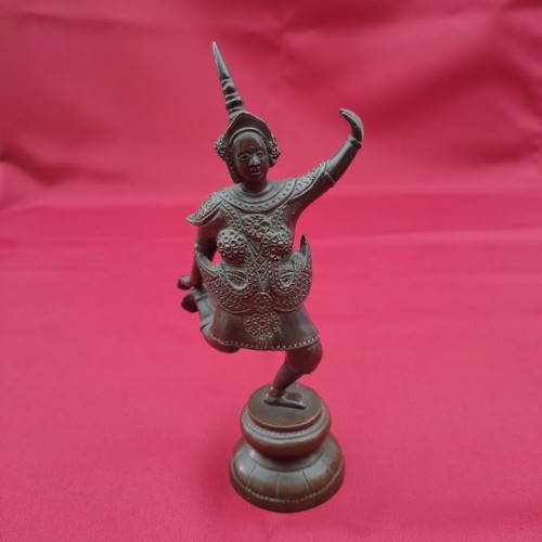 Statuette représentant une