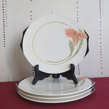 4 grandes assiettes plate en