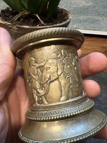 Encrier bonze doré décors - bonze, a