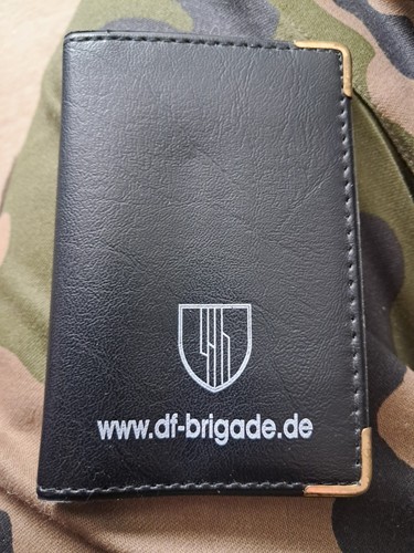 Porte cartes brigade - porte-cartes,