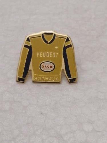 Pin pins sport - pin, football