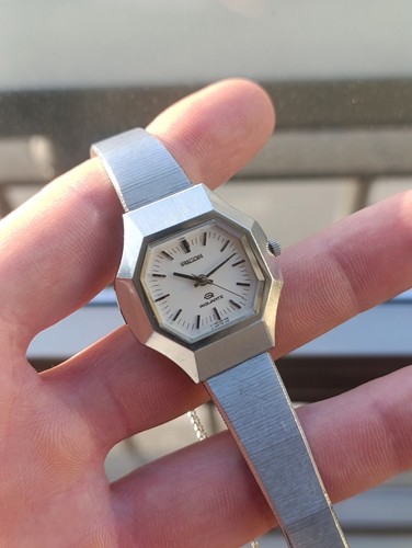 Montre vintage ricoh riquartz - montre,