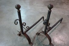 Chenets anciens en fer forgé