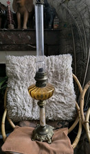 Lampe à pétrole Kosmos colonne onyx ou marbre Bronze Et Laiton Réservoir Ambre 