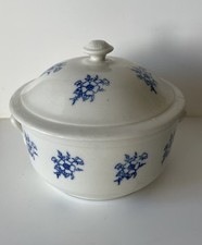 ANCIENNE SOUPIÈRE FAIENCE DE