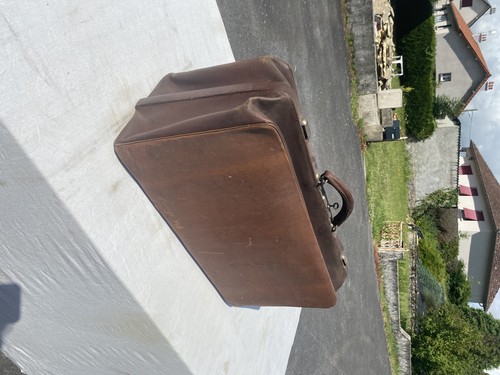 Anciennes valises cuir - anciennes,