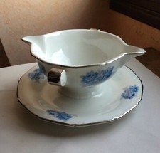 Sauciere ancienne en porcelaine de Sologne maison Lamotte