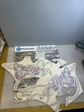2 autocollants piaggio zip 50