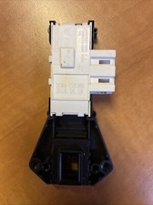 SAMSUNG Sécurité de porte type 85 DC64-01538A pour lave linge WF1802XEC