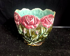 Cache pot barbotine de Onnaing .