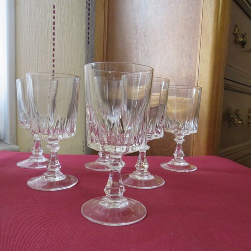 Verres vin blanc en - à,