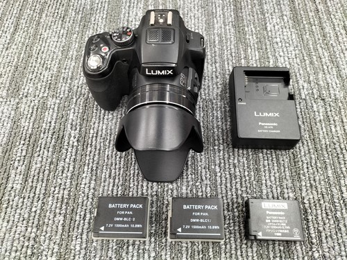 Appareil photo numérique 12,1
