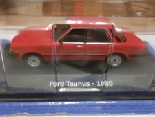 IXO? Ford Taunus / Cortina MKV - 1980 - Rouge 1/43 Échelle NEUF