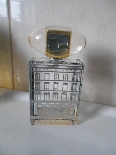 Tres beau rare - /,
