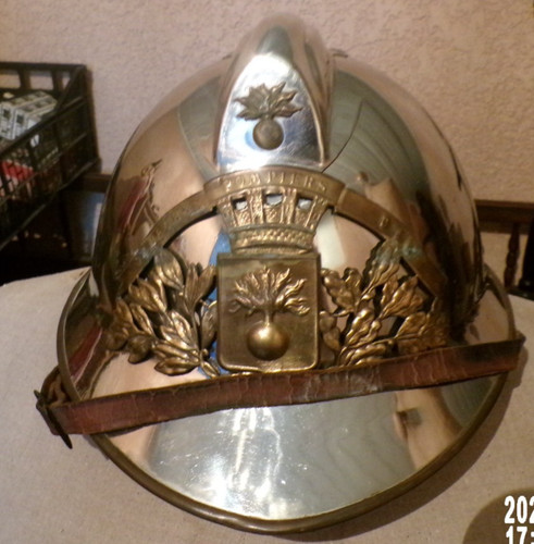 Ancien casque pompier - casque,