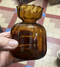 Petit vase à jacinthe.