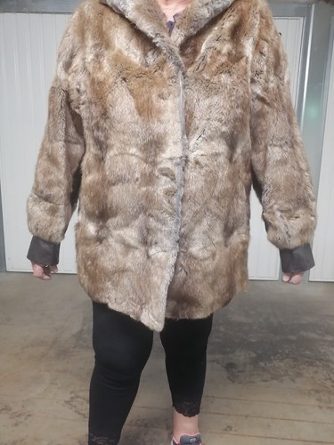 Manteau fourrure ragondin - , et