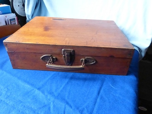 Ancien coffret bois - , valise