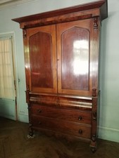 armoire noyer  style Biedermeier