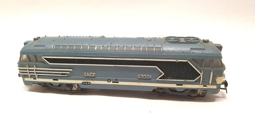 Electric locomotive 67001 - electric, bb