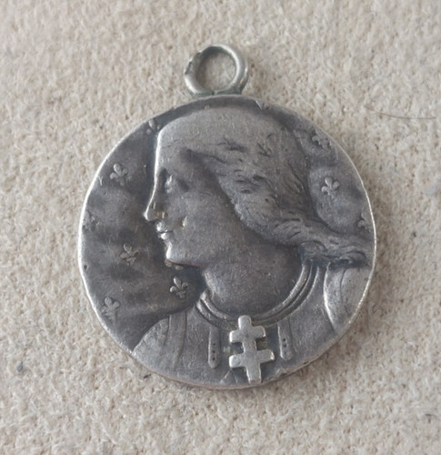 Ancien médaillon pendentif - médaillon,
