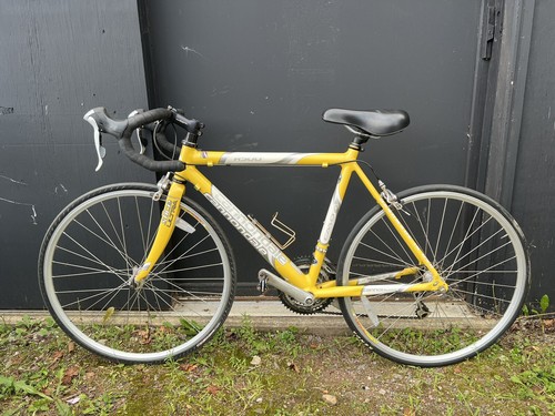 Cannondale speed road bike - 9-speed,