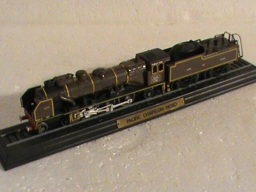 Locomotive maquette - locomotive,