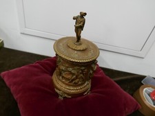 rare et important pot à