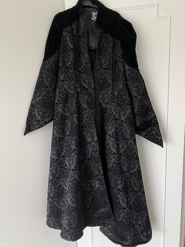 Manteau gothique victorien